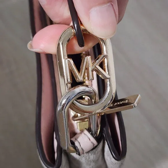 Michael Kors Shoulder Bag Crossbody White Gold Triple Compartments - Picture 5 of 11